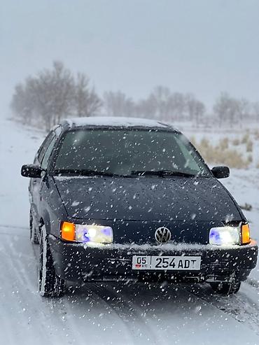 Volkswagen: Volkswagen Passat: 1990 г., Бензин, Седан at lalafo.kg — 2 Volkswagen: Volkswagen Passat: 1990 г., Бензин, Седан — 2