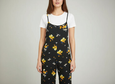 h m krótkie bluzy: H&M, Women`s overall, size XS