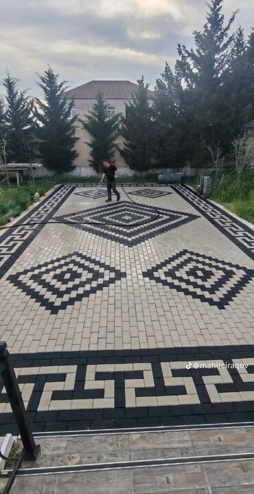 Döşəmə işləri: Xidmət: Həyətyanı sahələr, həyət-dalan, giriş yolları və teraslar üçün — 12