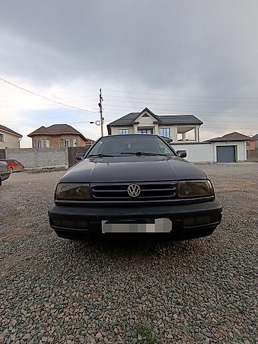 volkswagen golf 1: Volkswagen Vento: 1995 г., 1.8 л, Механика, Седан — 1