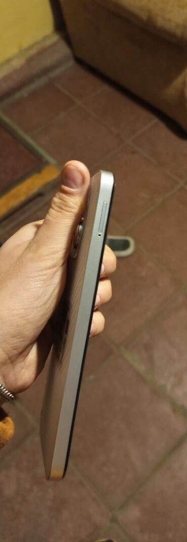 корпус пк: Satılır: smartfon Xüsusiyyətlər və dizayn: - Korpus: düz kənarlı