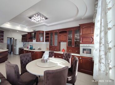 Долгосрочная аренда квартир: 3 комнаты, Риэлтор, Без подселения, С мебелью полностью — 6