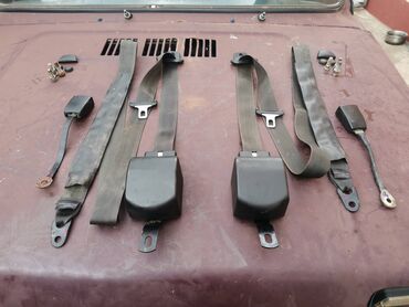 Auto delovi: Prednji pojasevi Lada 21213,21214i Niva br.4 komplet. Polovno — 2