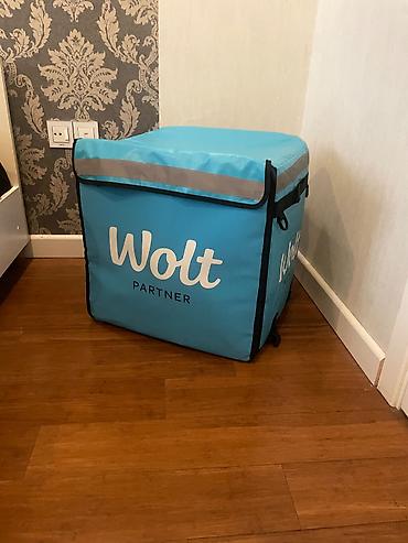 Wolt çantası satılır 👜 Cəmi 1 həftə istifadə olunub, demək olar ki