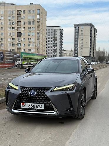 Lexus: Lexus UX: 2018 г., 2 л, Автомат, Гибрид, Кроссовер — 1