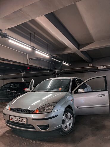 форд фокус 2004: Ford Focus: 2 л | 2004 г. | Седан