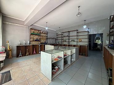 18: 📍ул. Московская 🔘Этажи 1/8 🔘97м² Продается коммерческое помещение на — 2