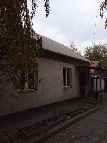 тез кабар бишкек уй сатылат: Дом, 74 м², 5 комнат, Собственник, Старый ремонт