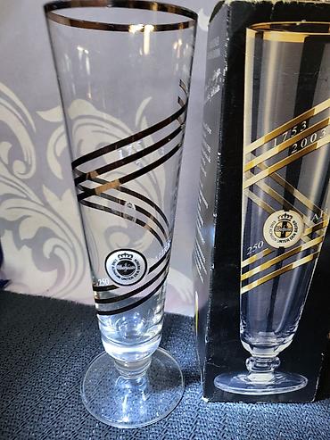 Čaše: Casa nova Warsteiner kolekcionarska za pivo 2003 godina. Warsteiner — 1
