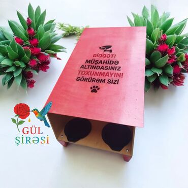 Yuvalar: Taxta pişik evi – “Burada yerim rahatdır” yazılı - Material — 2