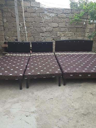 Kravat 
Taza
