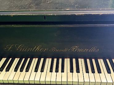 ronisch piano: S. Günther “Breveté Bruxelles” qrand piano - Marka/model: S. Günther — 4