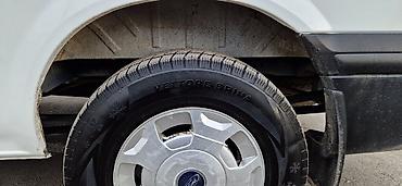 Ford: Ford : 2.4 l | 2012 il — 7