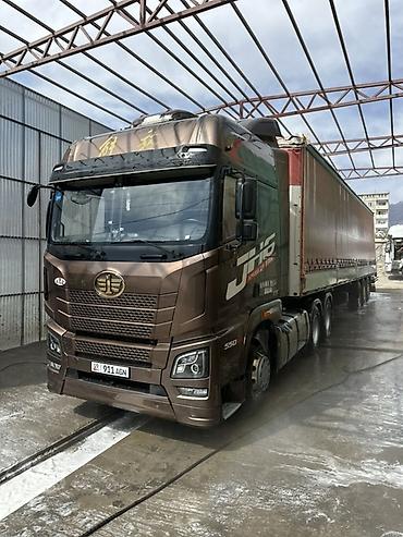 Тягачи: Тягач, Howo, Тентованный — 1