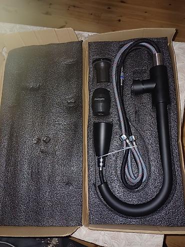 demir su çenleri: Mətbəx üçün çekilmə başlıqlı qara mikser kranı - Model: High Standard — 1