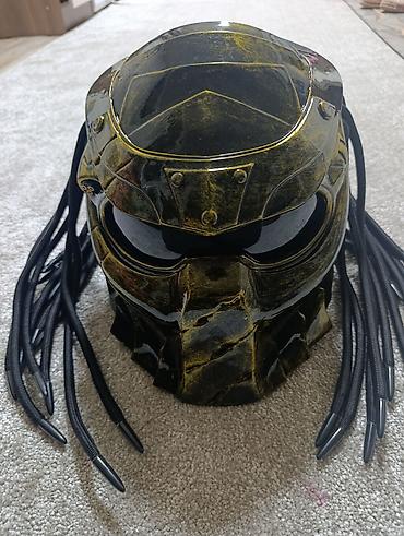 ат пони: Мото шлем «Хищник» (Predator) с дредами Особенности: - Аутентичный — 1