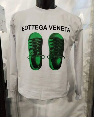 Duksevi: Duksevi na sniženje 2200 din
Ovi modeli trenutno u XL veličini — 1