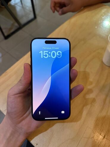 Apple iPhone: IPhone 15 Pro, Черный