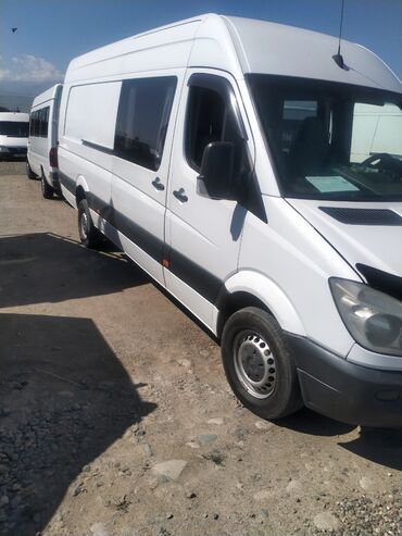 салон на 124 мерс: Mercedes-Benz Sprinter: 2010 г., 2.2 л, Механика, Дизель, Бус