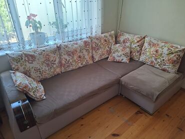 Di̇van-kravat, İşlənmiş, Açılan, Bazalı, Parça