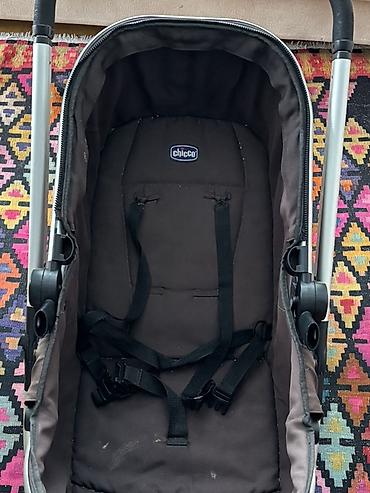 Modullu arabalar: Chicco markalı uşaq arabası satılır. Model həm uzanma bölməsi, həm də — 1