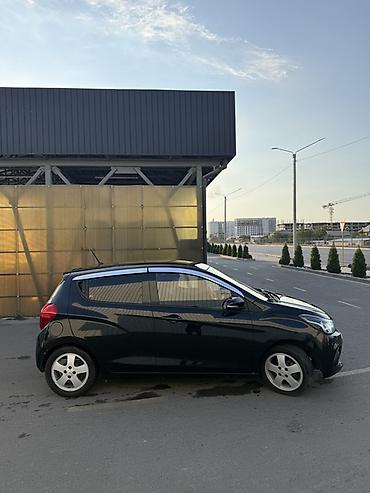 shevrolet lacetti: Chevrolet Spark: 2017 г., 1 л, Автомат, Бензин, Хэтчбэк — 3