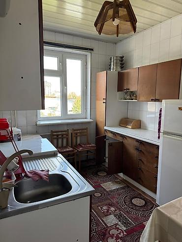 o store: Квартира 5 комнат, 2 ванны, кухня и лоджия В центре города, район — 9