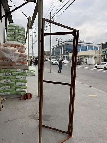 kapilar: Sineklik qapı – möhkəm alüminium karkaslı, menteşəli açılıb‑bağlanan — 4
