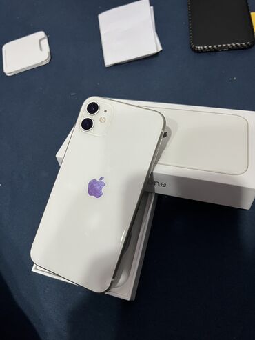 iphone 5se: IPhone 11, Б/у, 128 ГБ, Белый, Чехол, Коробка, 86 %