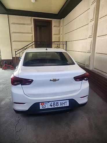 avante 4: Chevrolet Onix: 2022 г., Бензин, Седан — 1