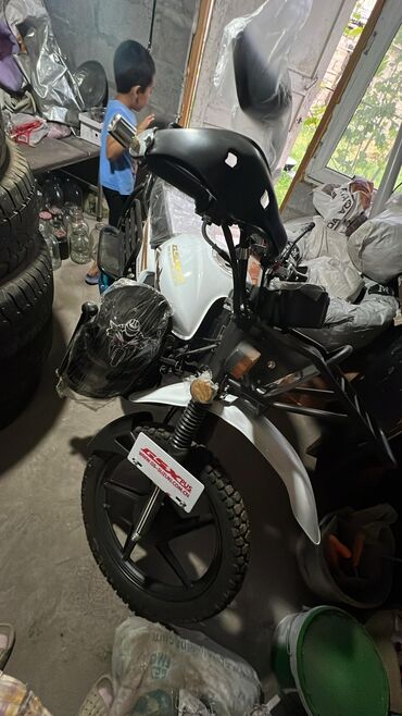 мотоцикл танк: Классический мотоцикл Suzuki, 250 куб. см, Бензин, Взрослый, Новый