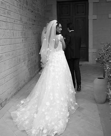 Ziyafət donları: Bu gözel bəxt gətirən Pronovias firmaya məxsus gəlinlik satılır — 16