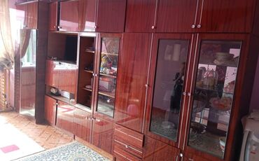 Другая бытовая техника: Срочно продаю стенку 15000