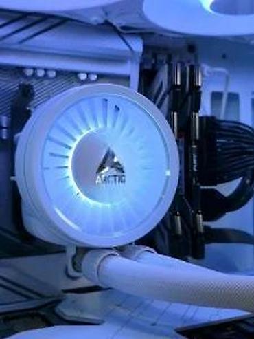 Desktop računari i radne stanice: Ryzen 7 9700X RX 9070XT X870 64GB 1TB - SM151PC. ✨ Prodaja i sklapanje — 4