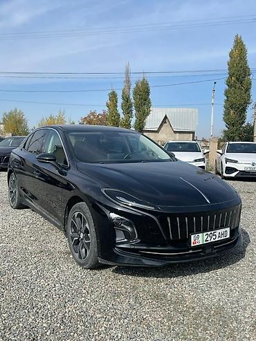 Другие автомобили: Электромобиль Hongqi E-QM5 (седан, черный) Ключевые особенности: - — 2