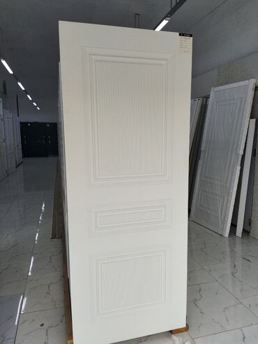 Plastik qapılar: A-DOORS daxili qapı - Model: Məsbə xətli (etiketdə göstərilib) -