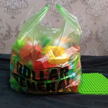 развивающие игрушки для детей бишкек: Комплект разнообразных детских игрушек, включающий мягкие игрушки