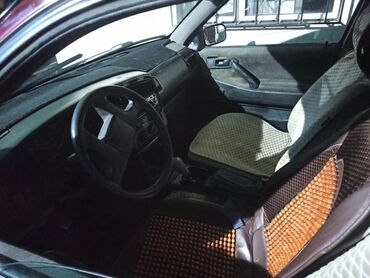 продам срочно машину: Volkswagen Passat: 1991 г., 1.8 л, Механика, Бензин, Универсал