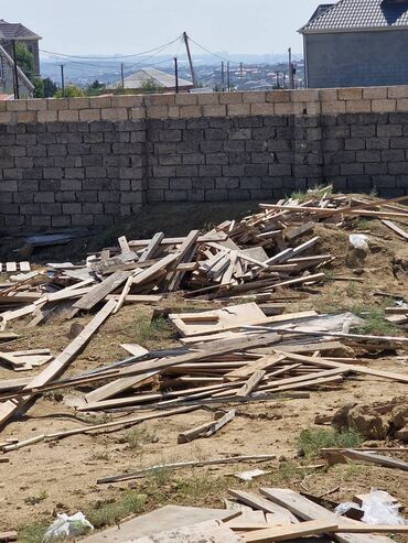1 kub taxta nece kvadratdir: 1 ateko odunluq taxta var, kələbçə 5,10 Fatmayi kənd
