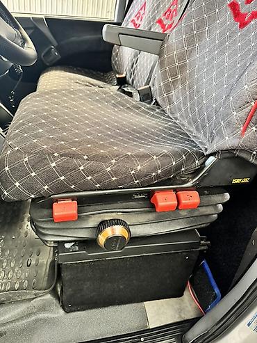 страшный машына: Mercedes-Benz Vito: 2000 г., 2.2 л, Автомат, Дизель, Минивэн — 10