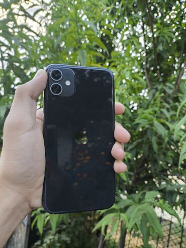 поко ф5: IPhone 11, 64 ГБ, 72 %