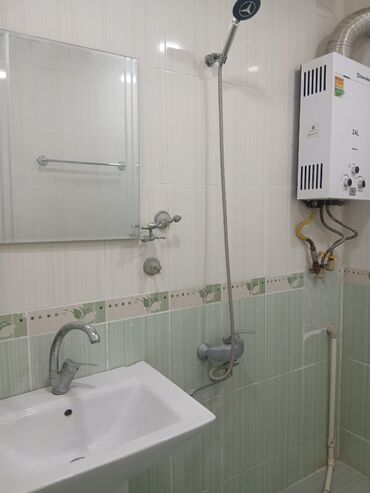 Uzunmüddətli kirayə mənzillər: 20 Yanvar, Memar Əcemi metrosuna bir neçə addımlıq məsafədə yerləşən — 6