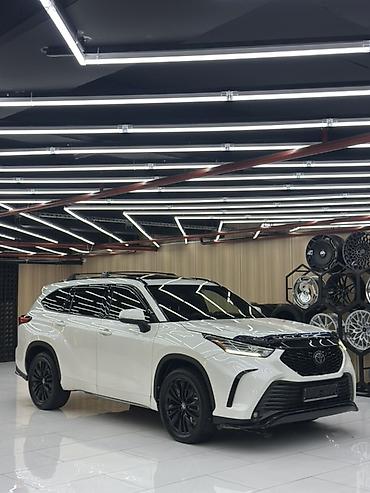 changan q5 2025: Toyota Highlander: 2022 г., 3.5 л, Автомат, Бензин, Кроссовер — 1