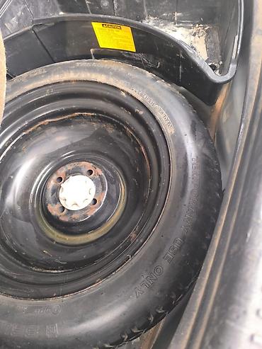 Toyota: Toyota : 2004 г., 1.5 л, Механика, Бензин, Хэтчбэк — 12