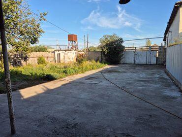 Həyət evləri və villaların satışı: 4 otaqlı, 110 kv. m, Yeni təmirli — 1