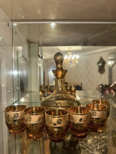 Digər dəstlər və servizlər: Dekorativ qab-qacaq dəsti - Kobalt mavi rəngli 2 ədəd şüşə vaza: oval — 10