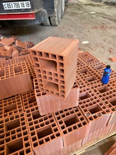 Kərpiclər: Kərpic 16 Qəpikdən başlayan qiymətlərlə!Salam Hörmətli Müşdərilər!! -da lalafo.az — 12 Kərpiclər: Kərpic 16 Qəpikdən başlayan qiymətlərlə!Salam Hörmətli Müşdərilər!! — 12