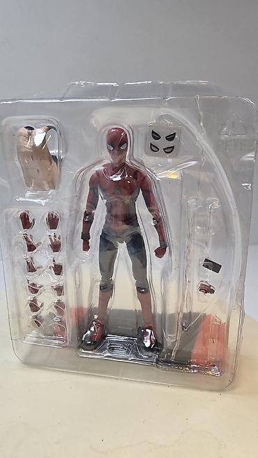 kids box: Фигурка Человека-паука (Spider-Man) в блистере с аксессуарами. Там — 2