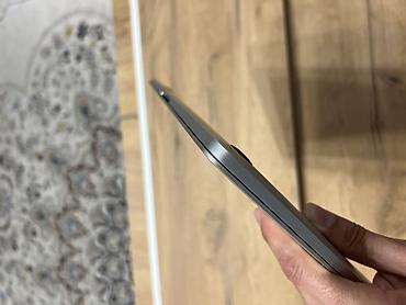 Ноутбуки Apple (MacBook): Apple MacBook Pro 13" (2017, Thunderbolt 3) Характеристики: - — 10