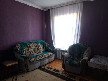 Həyət evləri və villaların satışı: 8 otaq, 5 kv. m, Kredit yoxdur, Orta təmir — 4